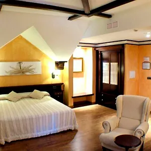 https://complejo-hostelero-los-cerezos.es-andalucia.com